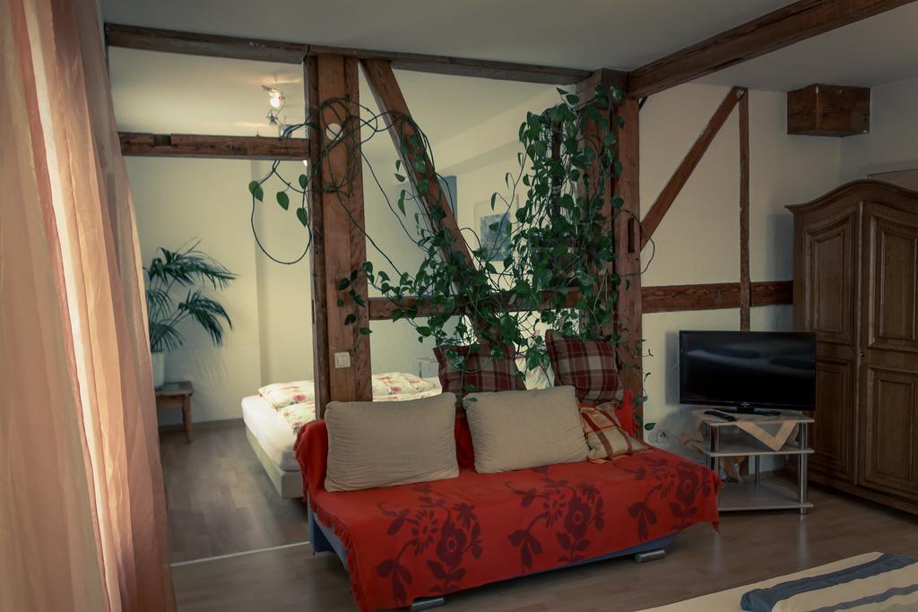 Hotel Adler Aichelberg  Ruang foto
