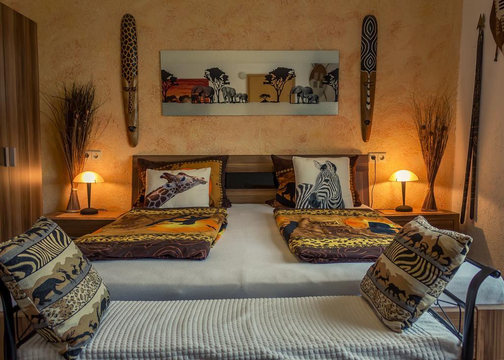 Hotel Adler Aichelberg  Ruang foto